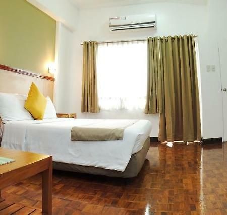 ماكاتي Bsa Tower Serviced Residences المظهر الخارجي الصورة