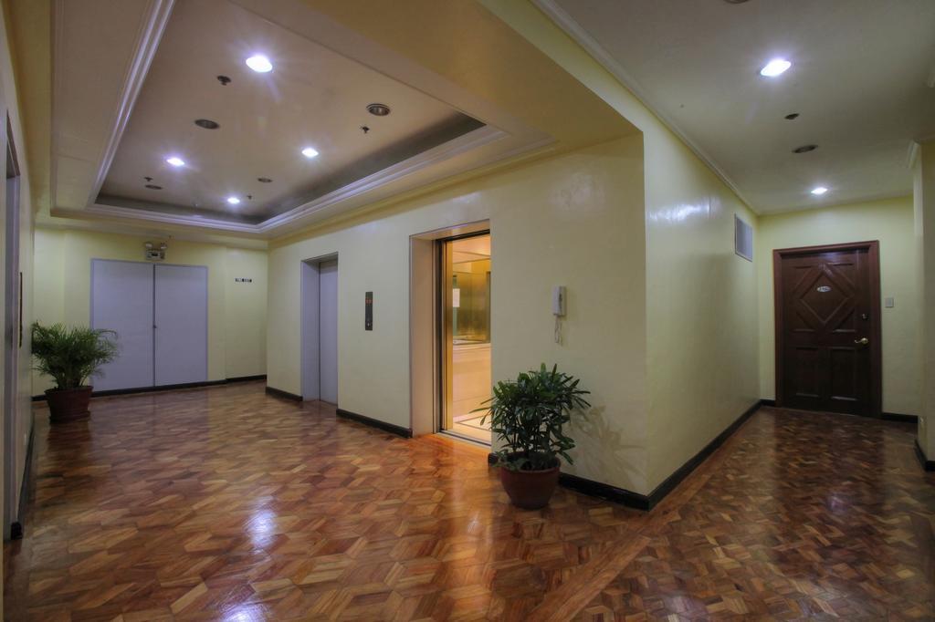 ماكاتي Bsa Tower Serviced Residences المظهر الخارجي الصورة