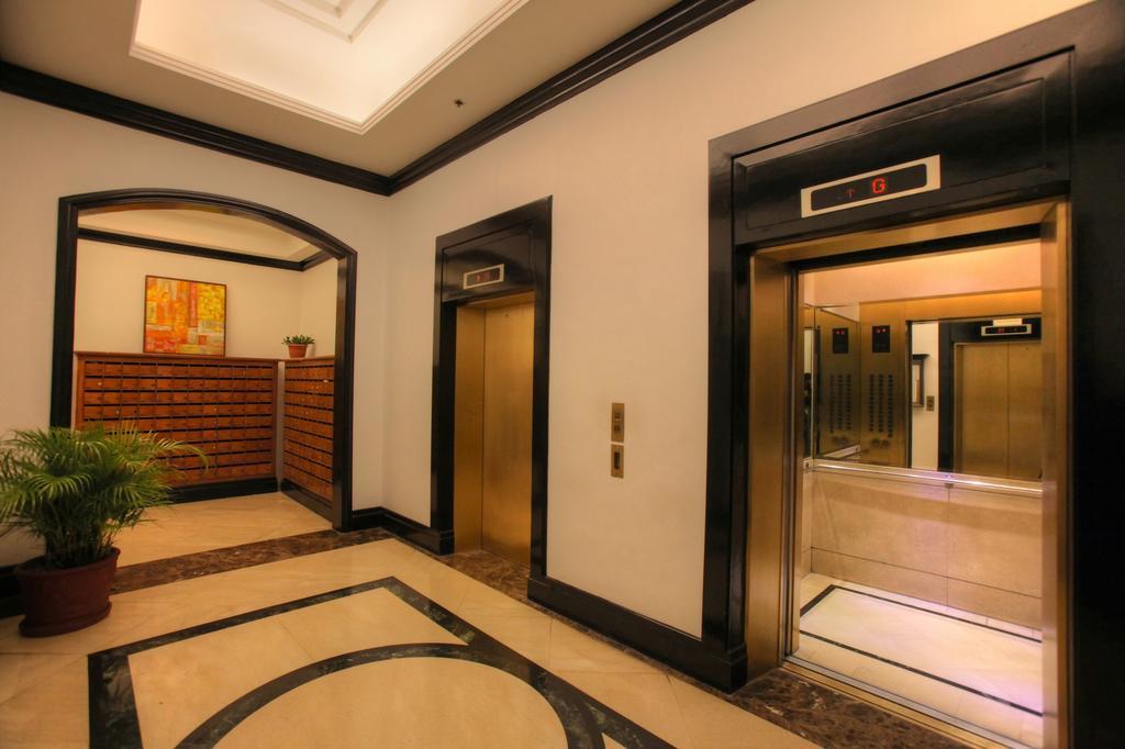 ماكاتي Bsa Tower Serviced Residences المظهر الخارجي الصورة