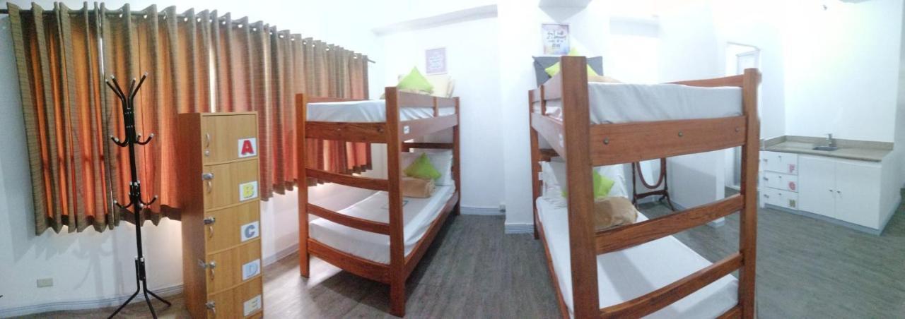 ماكاتي Bsa Tower Serviced Residences المظهر الخارجي الصورة